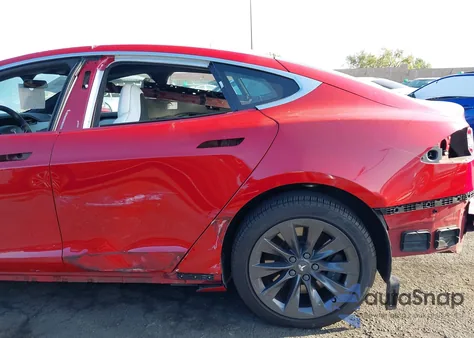 2018 Tesla Model S 100D/75D/P100D from USA, damaged, VIN 5YJSA1E22JF291433